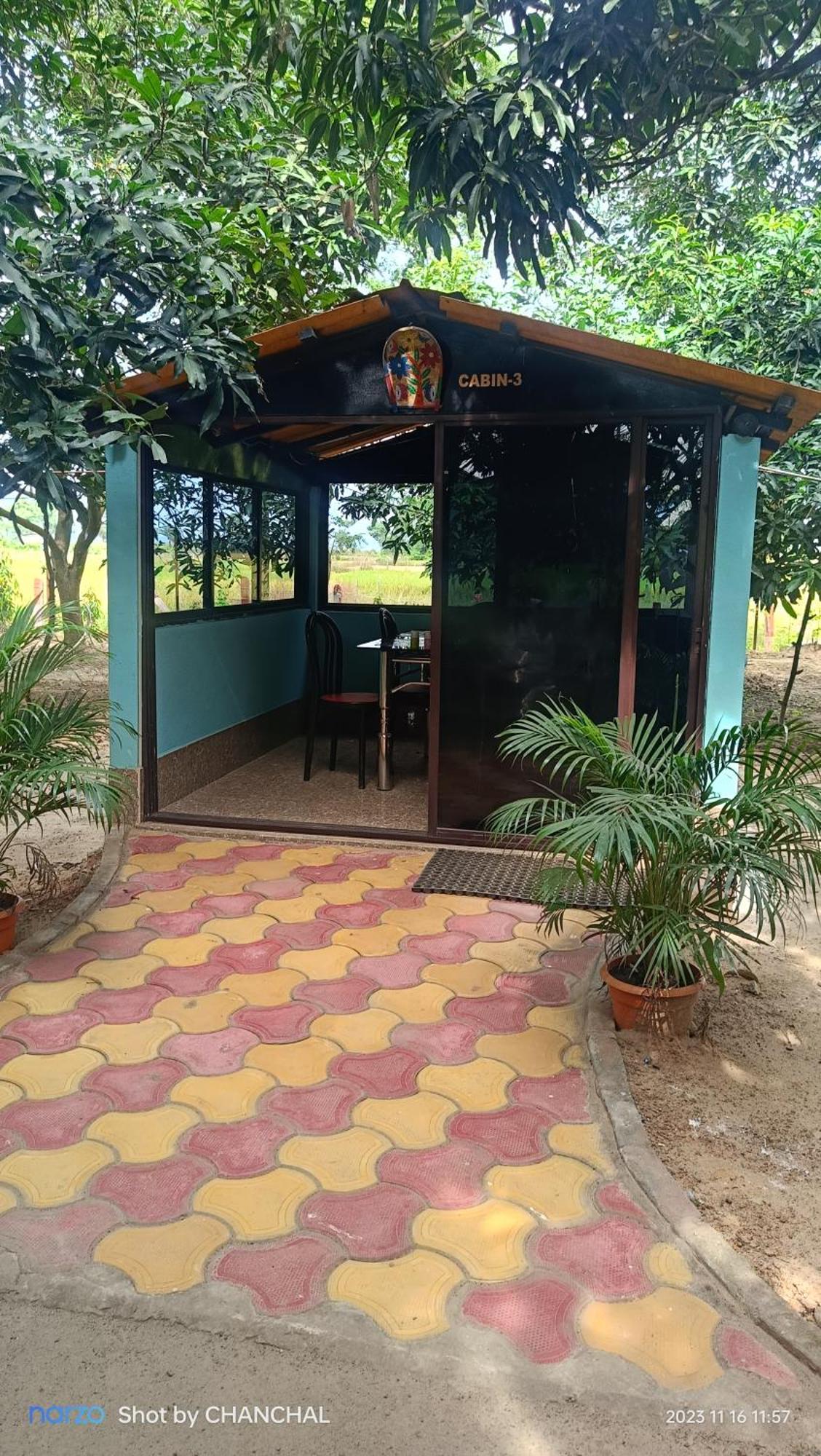 Modhubon Agro Tourism Hotel Bolpur Exterior foto